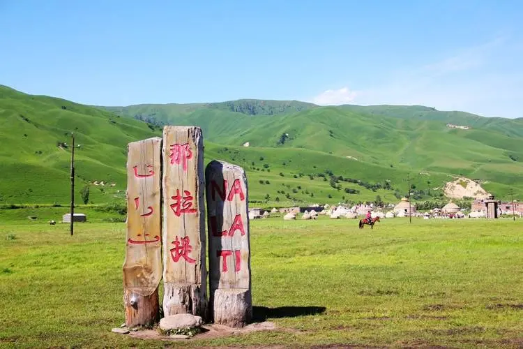 7月新疆旅游攻略必玩的景点_新疆旅游月份_新疆月份旅游景点