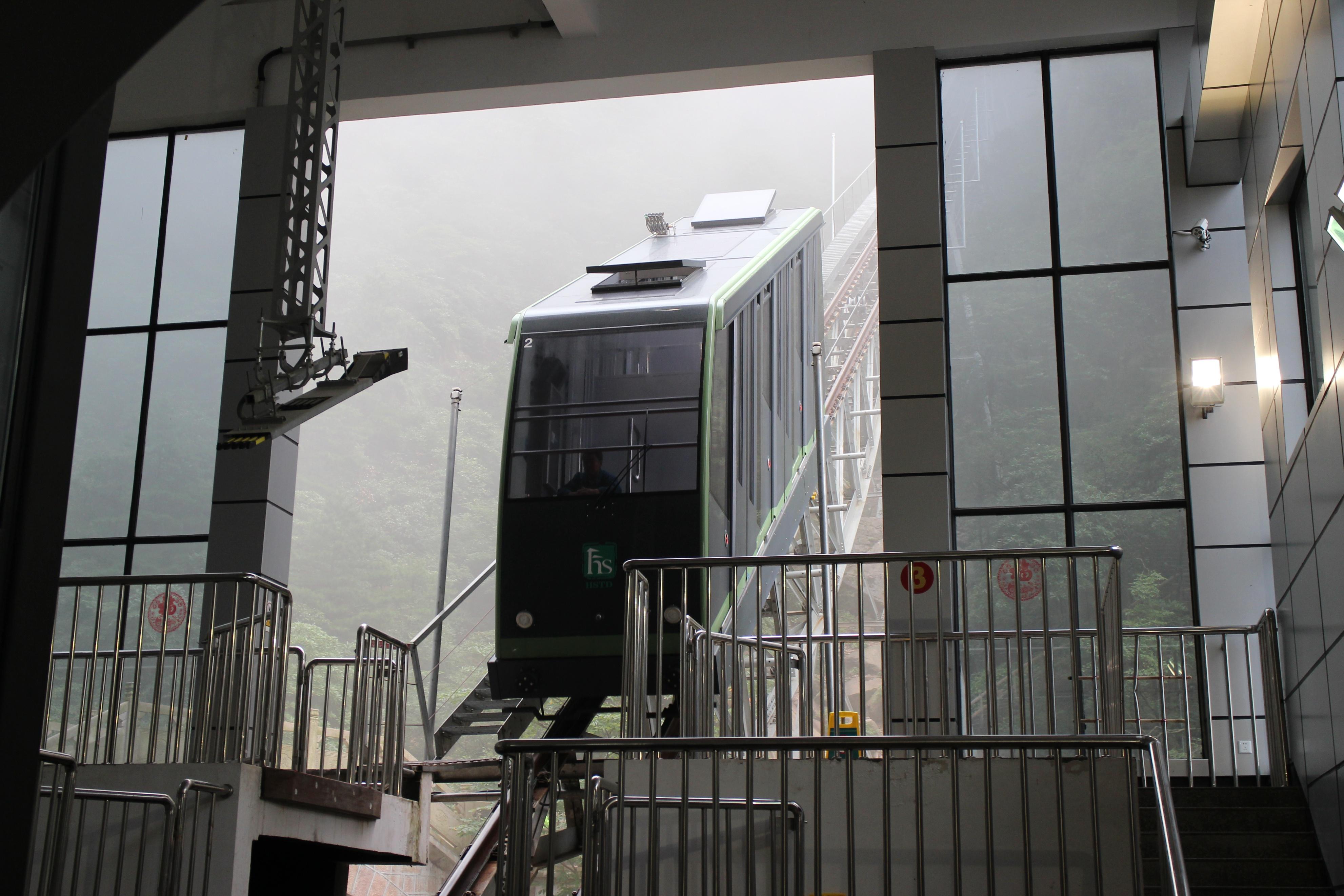 黄山风景区旅游住宿攻略_黄山景区内住宿攻略_黄山景区内住宿住哪里会便宜些